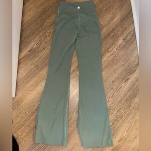 Lululemon groove pant